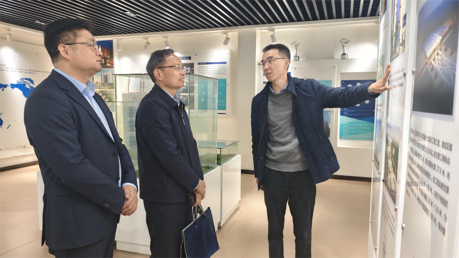 1775089972712342KC8z.jpg 1775089972712342KC8z.jpg